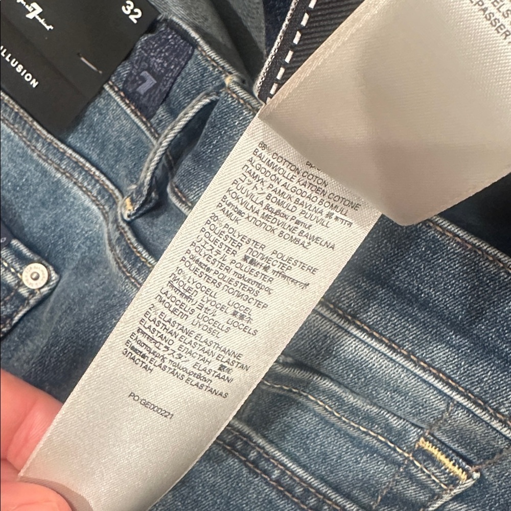 NWT 7 For All Mankind DOJO Flare Jeans Sz 32 - Picture 11 of 11